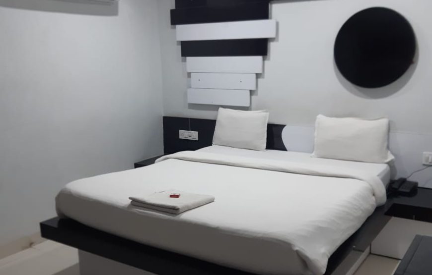 Jmb Height Deluxe Room