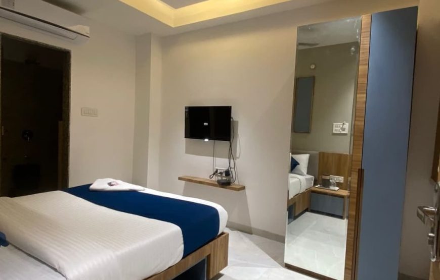 Jmb Height Deluxe  Room